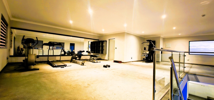 7 Bedroom Property for Sale in Country Club Western Cape